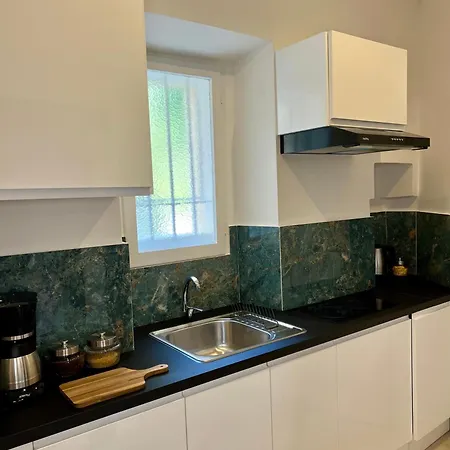 Apartment Le Petit Carlthon